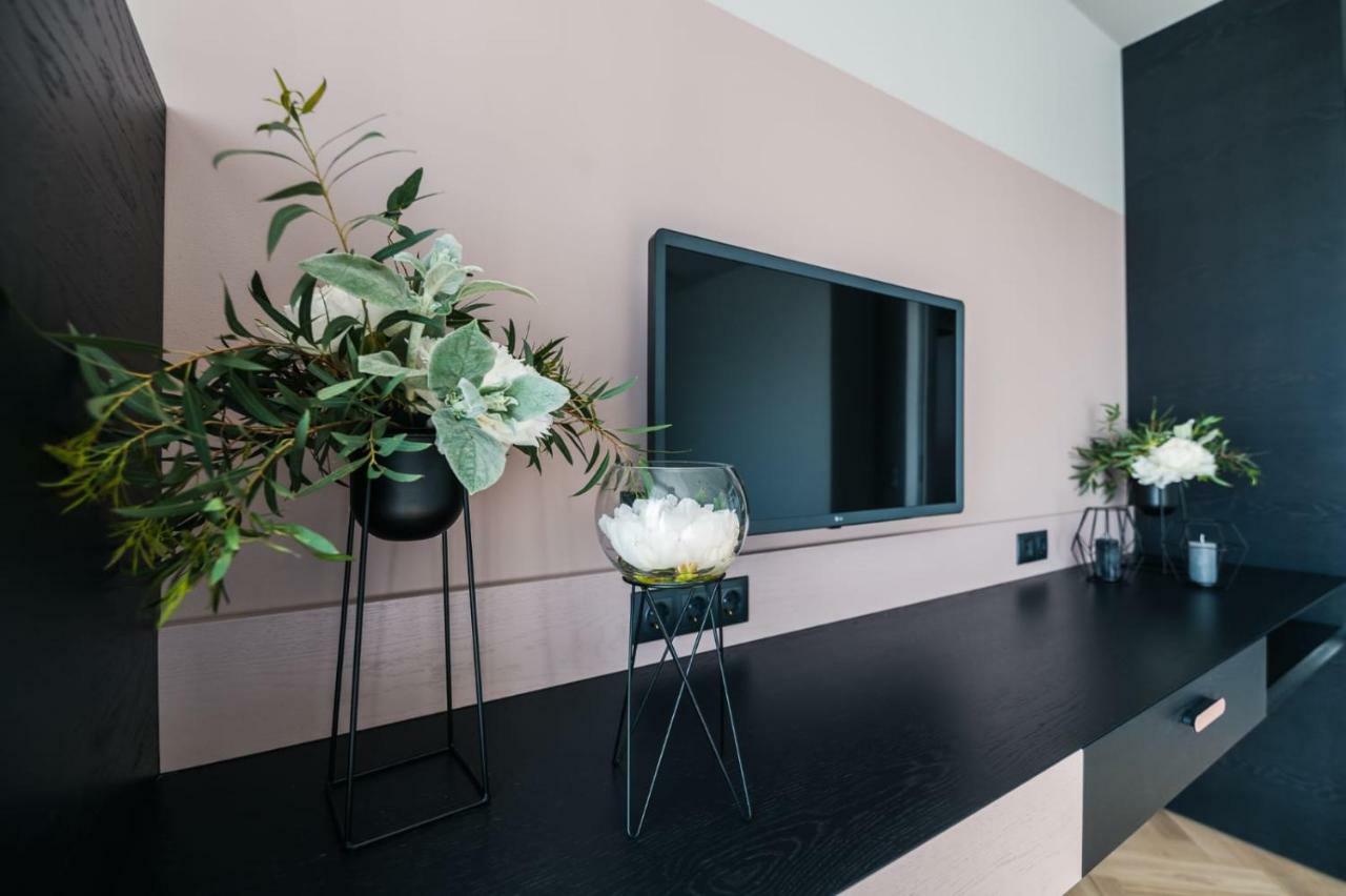 Maestro Design Hotel Liepāja Exteriör bild