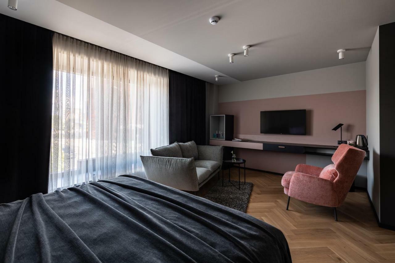 Maestro Design Hotel Liepāja Exteriör bild